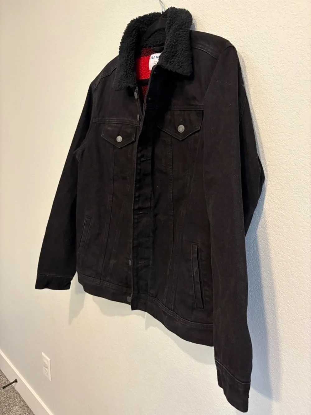Old Navy Sherpa Lined Black Denim Jacket Mens M Tall Plaid Flannel Trucker Coat
